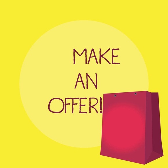 H&M- Lace Embroidered-White Shorts-Ladies Size-10-NWOT withSilk-Lining.VeryNice. - Picture 9 of 9